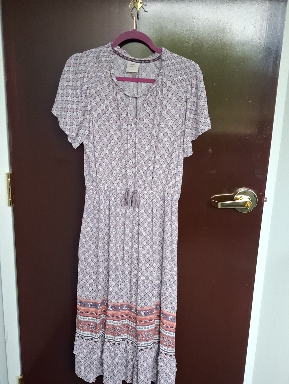 Knox Rose Lavender Floral Tassel-Front Maxi Dress with Coral Border